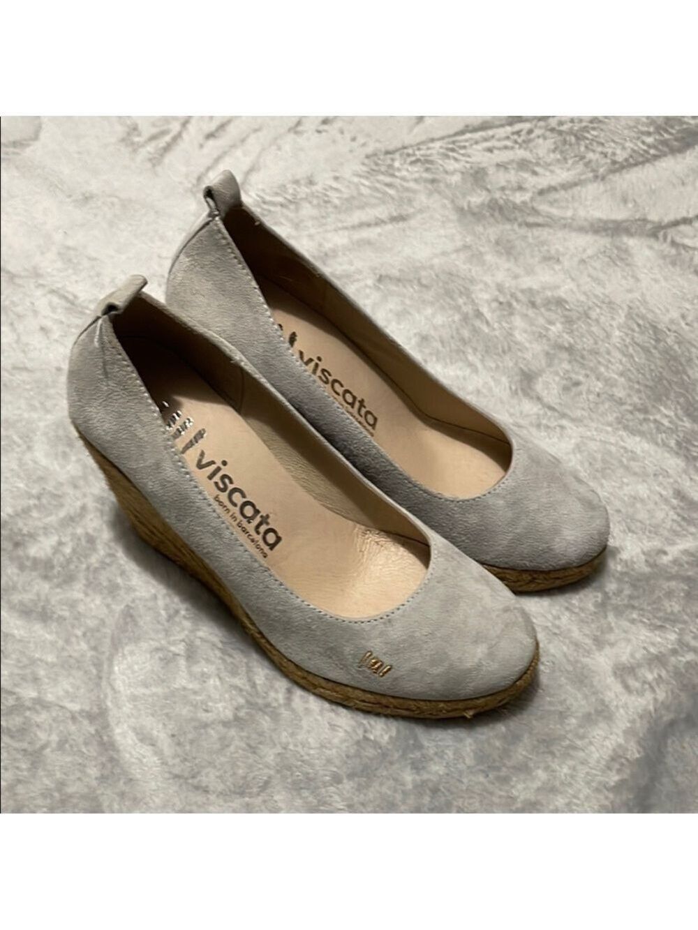 NWOB VISCATA BARCELONA SUEDE Gray Wedge Espadrilles Sz 35